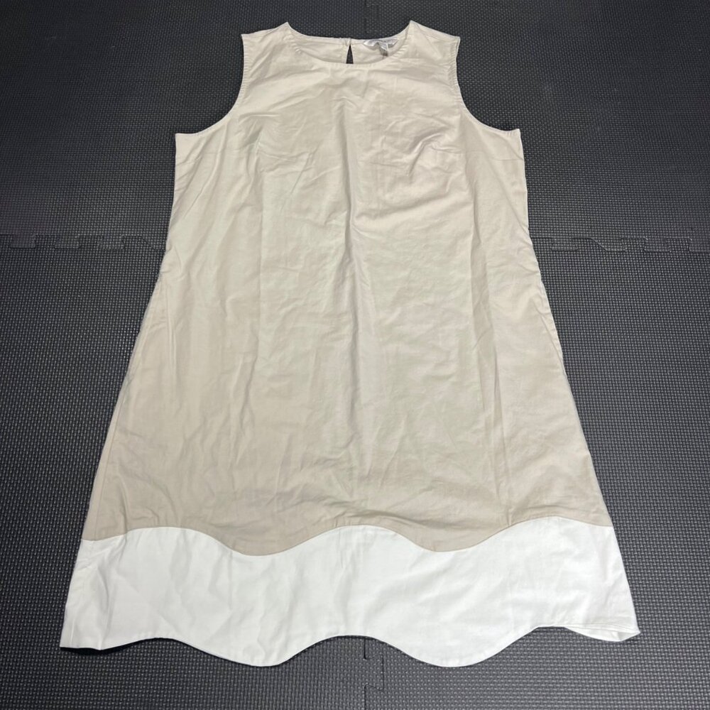 Crown & Ivy Sleeveless Beige & White Colorblock Scalloped Hem Dress Womens M NWT